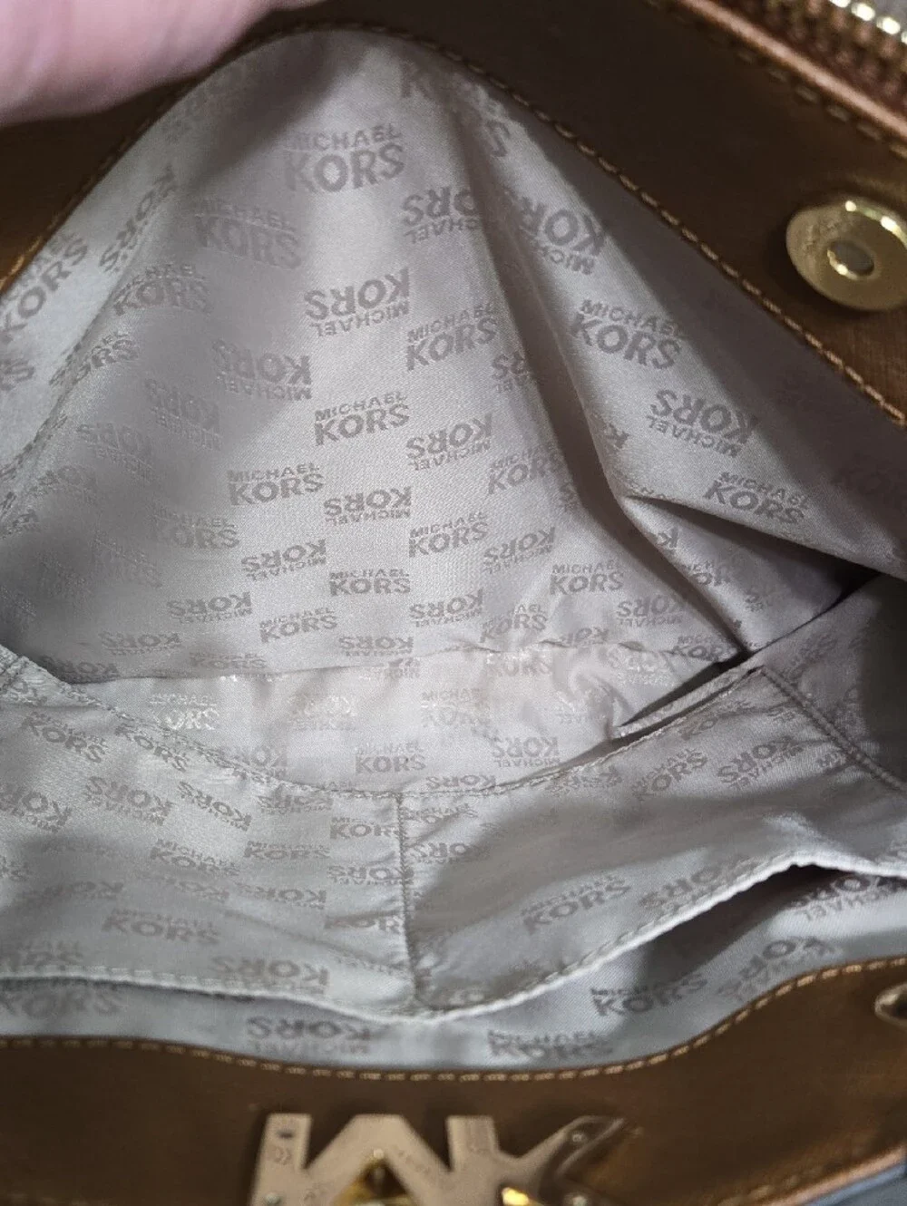 Michael Kors Set - Picture 11 of 16